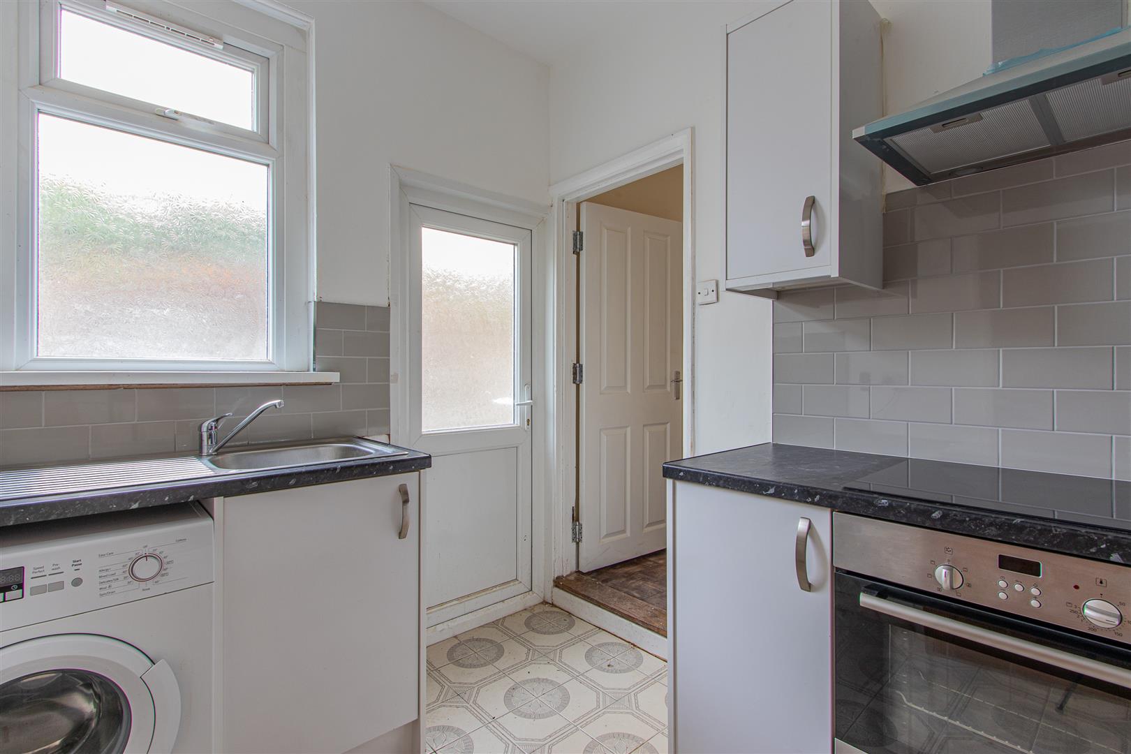 Mackintosh Place, Roath — photograph 5